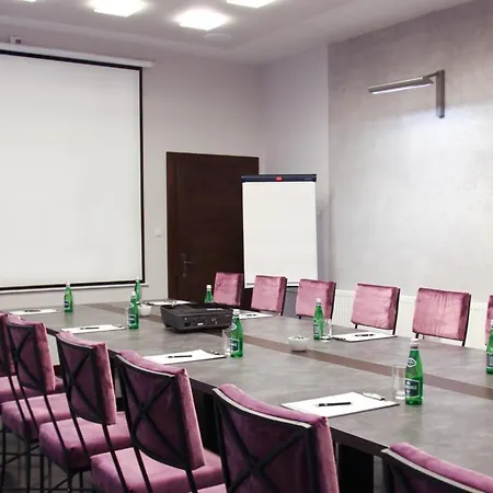 Royal 3* Poznan